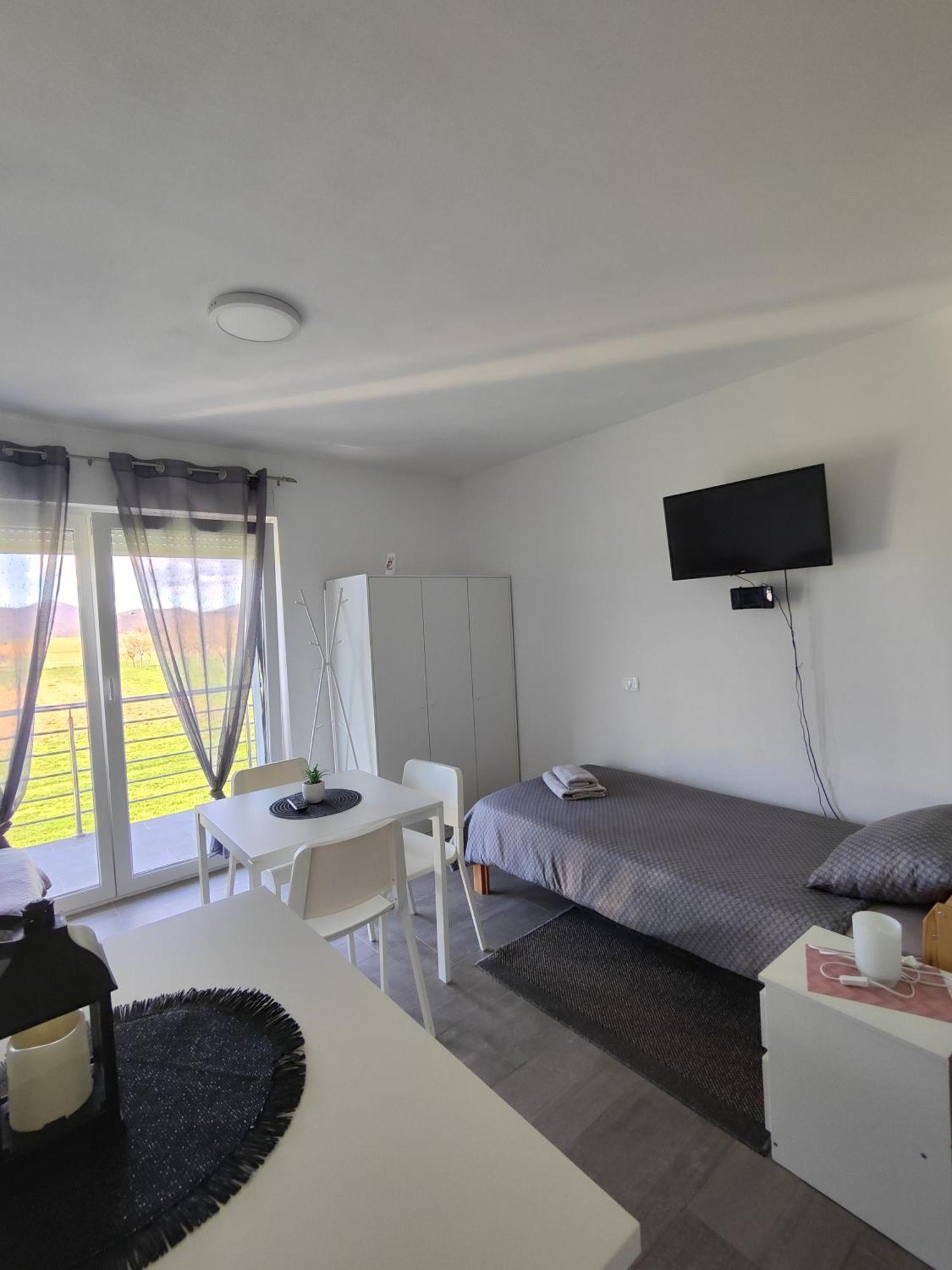 Apartman Marija Perusic Exterior foto